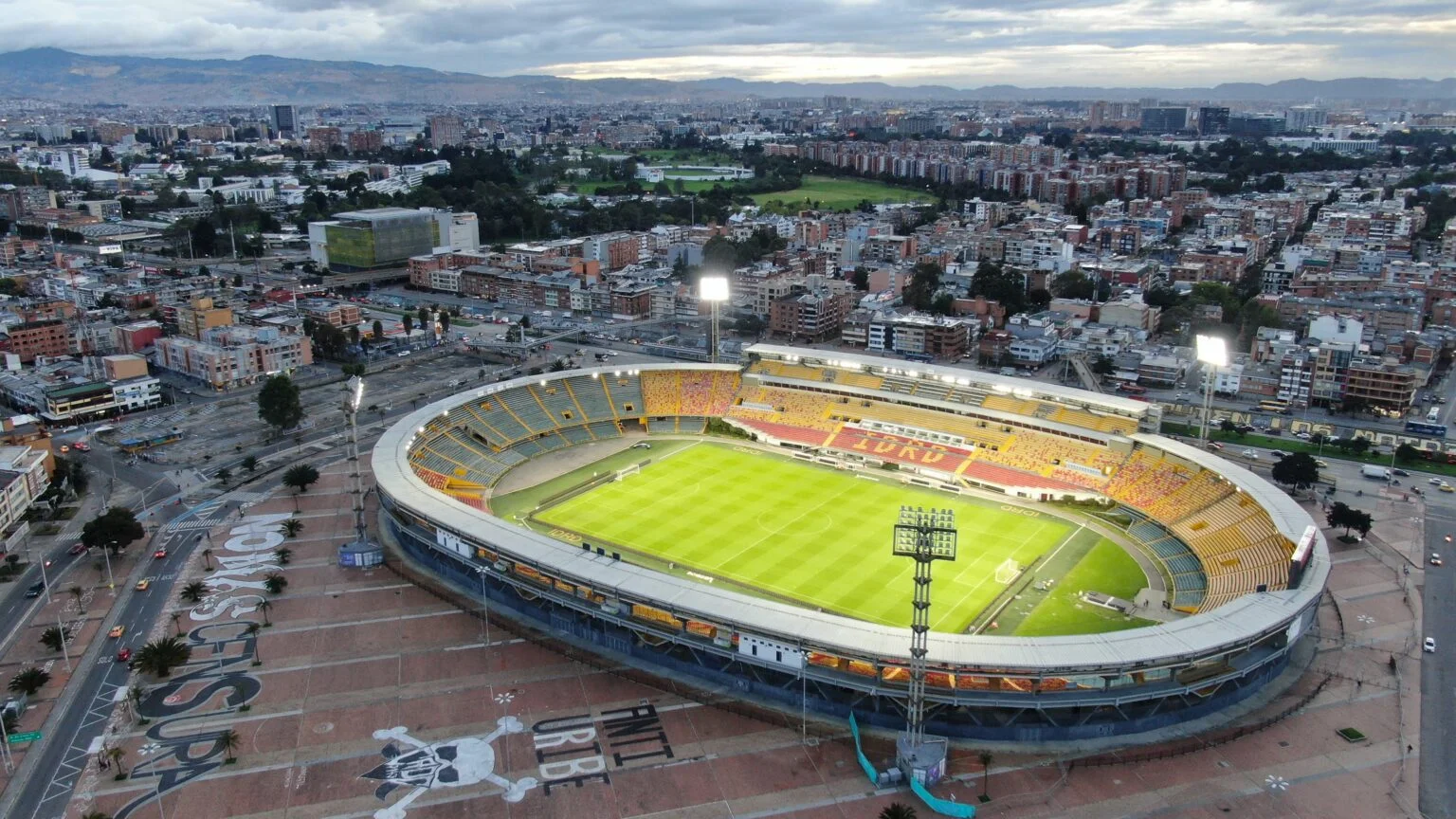 Lee más sobre el artículo ¿Hinchas del Bucaramanga podrán o no entrar al Campín? Mañana se decidirá