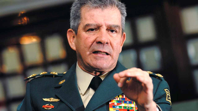 Estados Unidos prohíbe la entrada a su país al general (R) Mario Montoya por su implicación en los ‘falsos positivos’