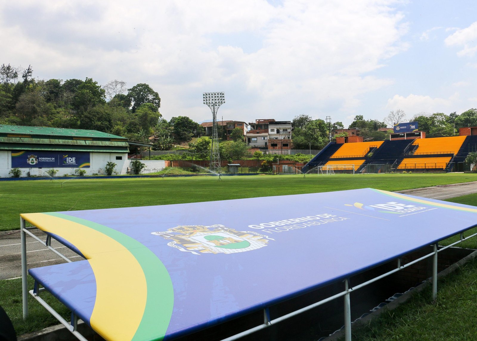 Lee más sobre el artículo Renuevan el estadio Álvaro Gómez Hurtado y ya está listo para la fiesta del fútbol profesional