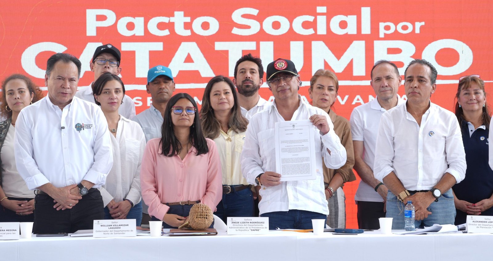 Lee más sobre el artículo Presidente Gustavo Petro firmó decreto de adición presupuestal al Catatumbo desde Tibú, Norte de Santander