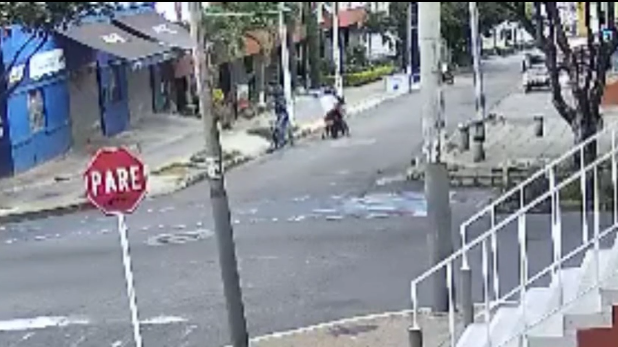 Lee más sobre el artículo Hasta 10 millones de pesos ofrecen como recompensa a quien entregue información sobre los sujetos que agredieron a menor de edad en Bucaramanga