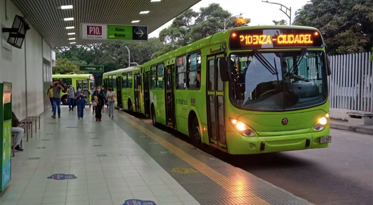 Lee más sobre el artículo Metrolínea aplaza su reactivación tras fallido convenio con el Metro de Medellín