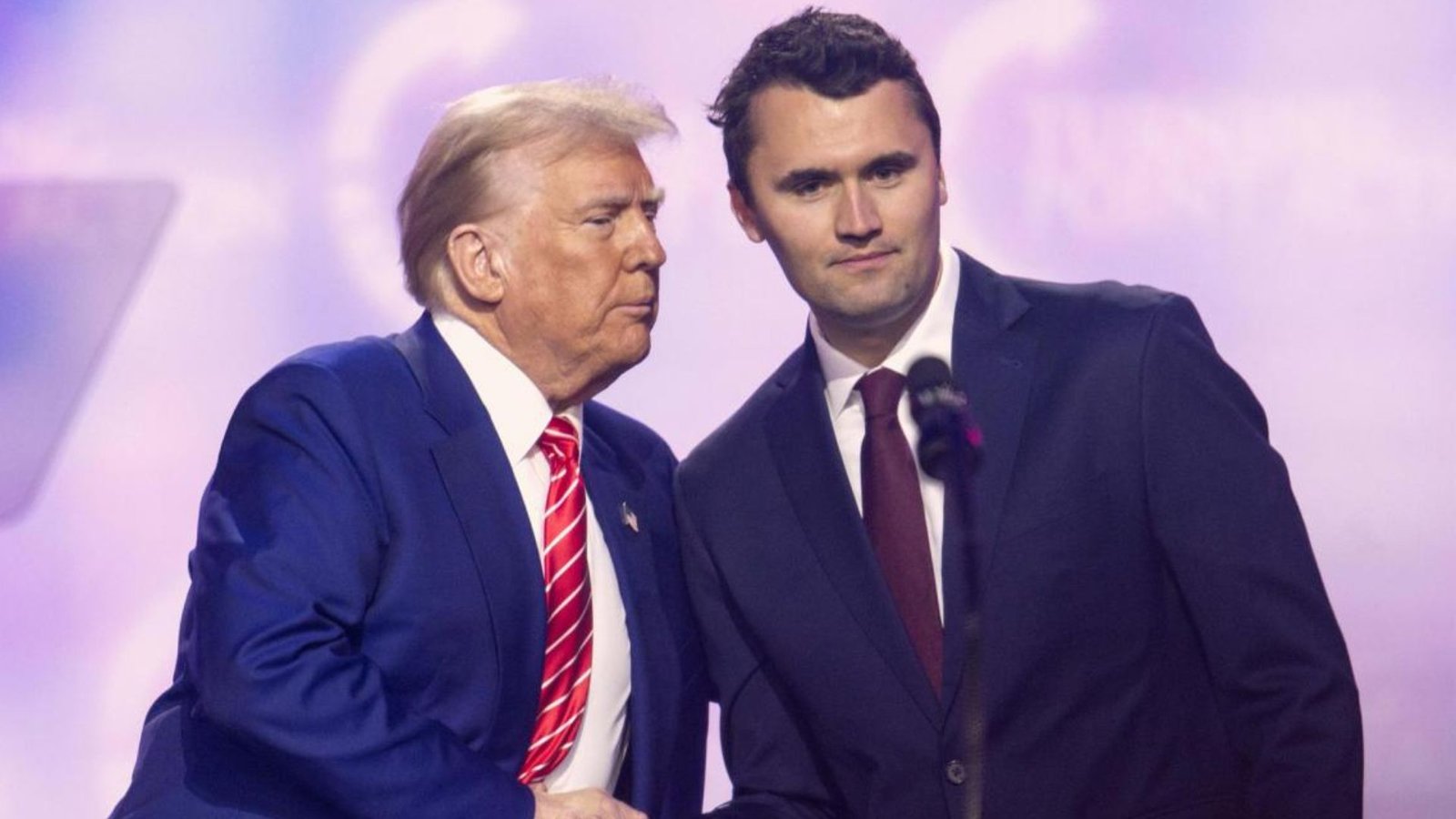 Lee más sobre el artículo Asesinato de Charlie Kirk intensifica la crisis de polarización política en EE. UU.