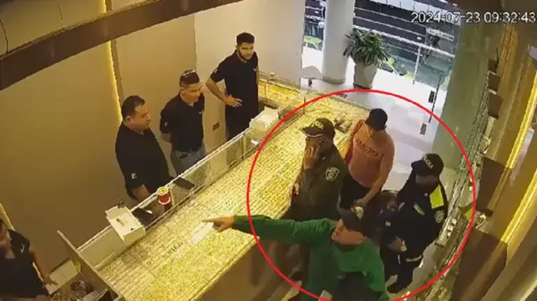 Lee más sobre el artículo Condenan a 11 años de prisión a implicados en robo a joyería Franco en Bucaramanga