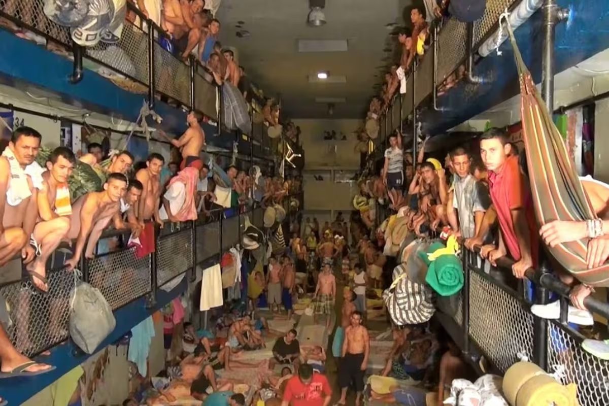 Lee más sobre el artículo Prohíben ingreso de más presos a cuatro pabellones de la cárcel de Bucaramanga por condiciones sanitarias