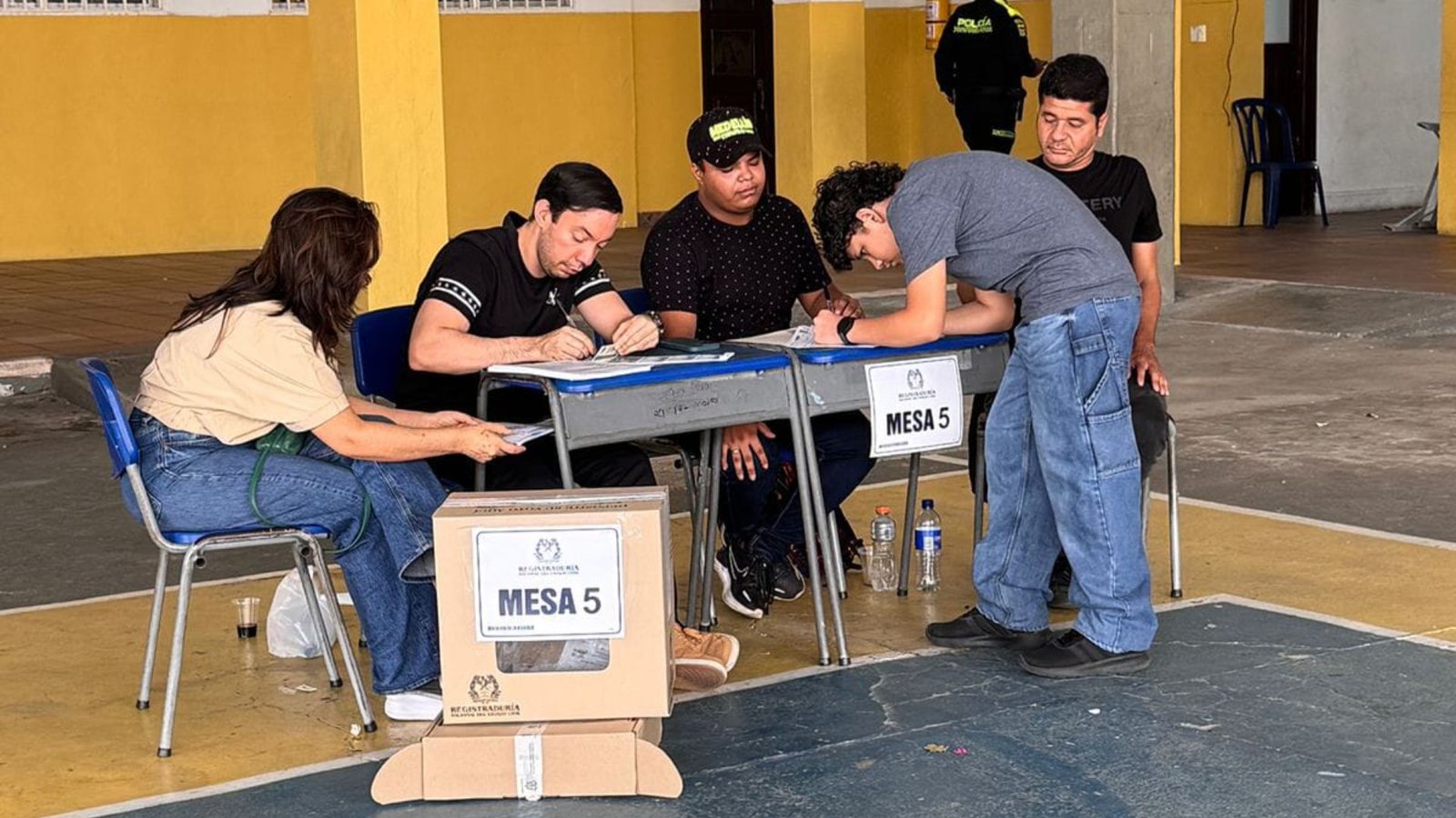 Lee más sobre el artículo Finaliza preconteo de las mesas de votación: así se desarrolló la jornada electoral