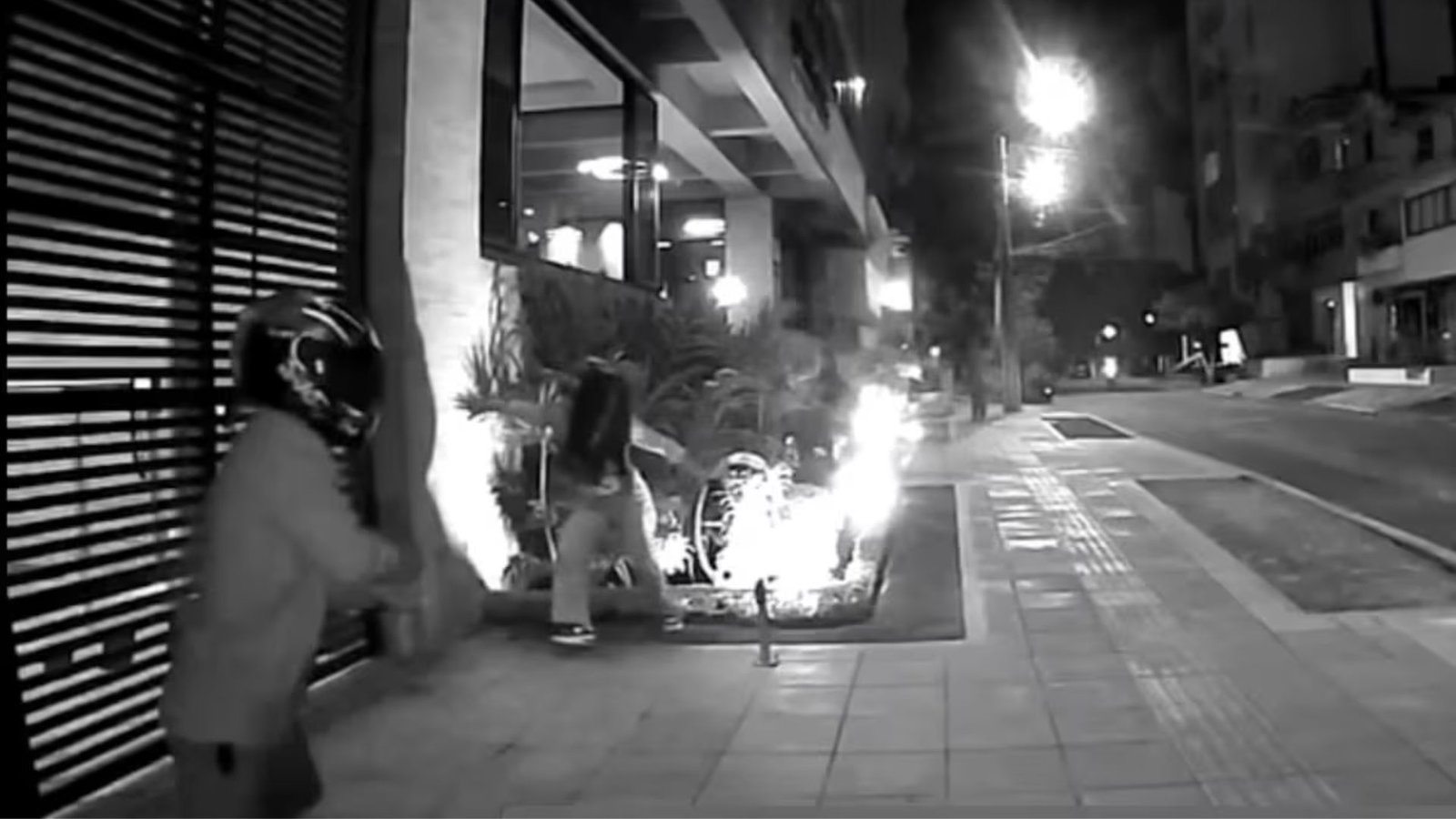Lee más sobre el artículo ‘Motoladrones’ asaltaron a una joven en Cabecera, Bucaramanga