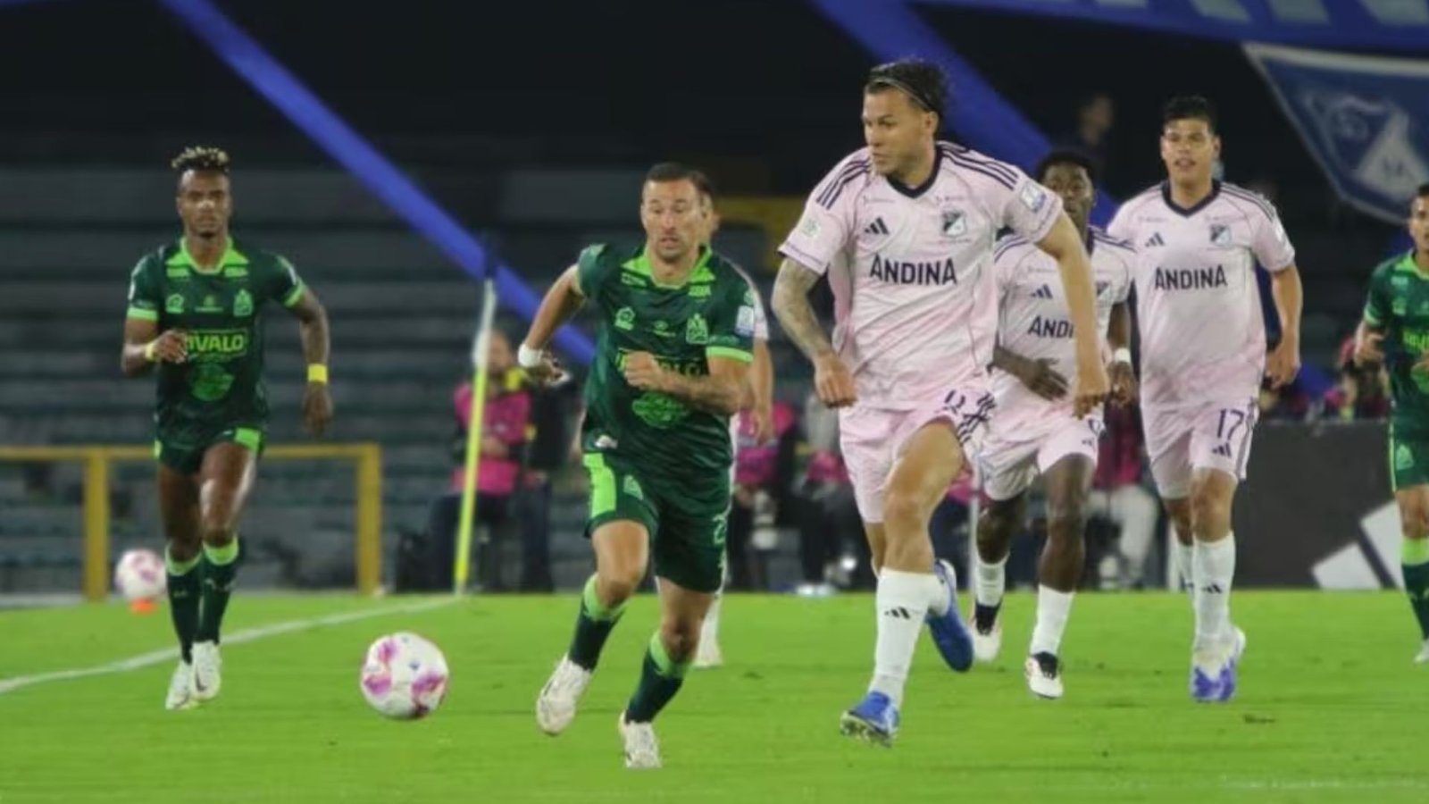 Lee más sobre el artículo Bucaramanga empató 1-1 ante Millonarios en El Campín y se mantiene líder de la Liga BetPlay
