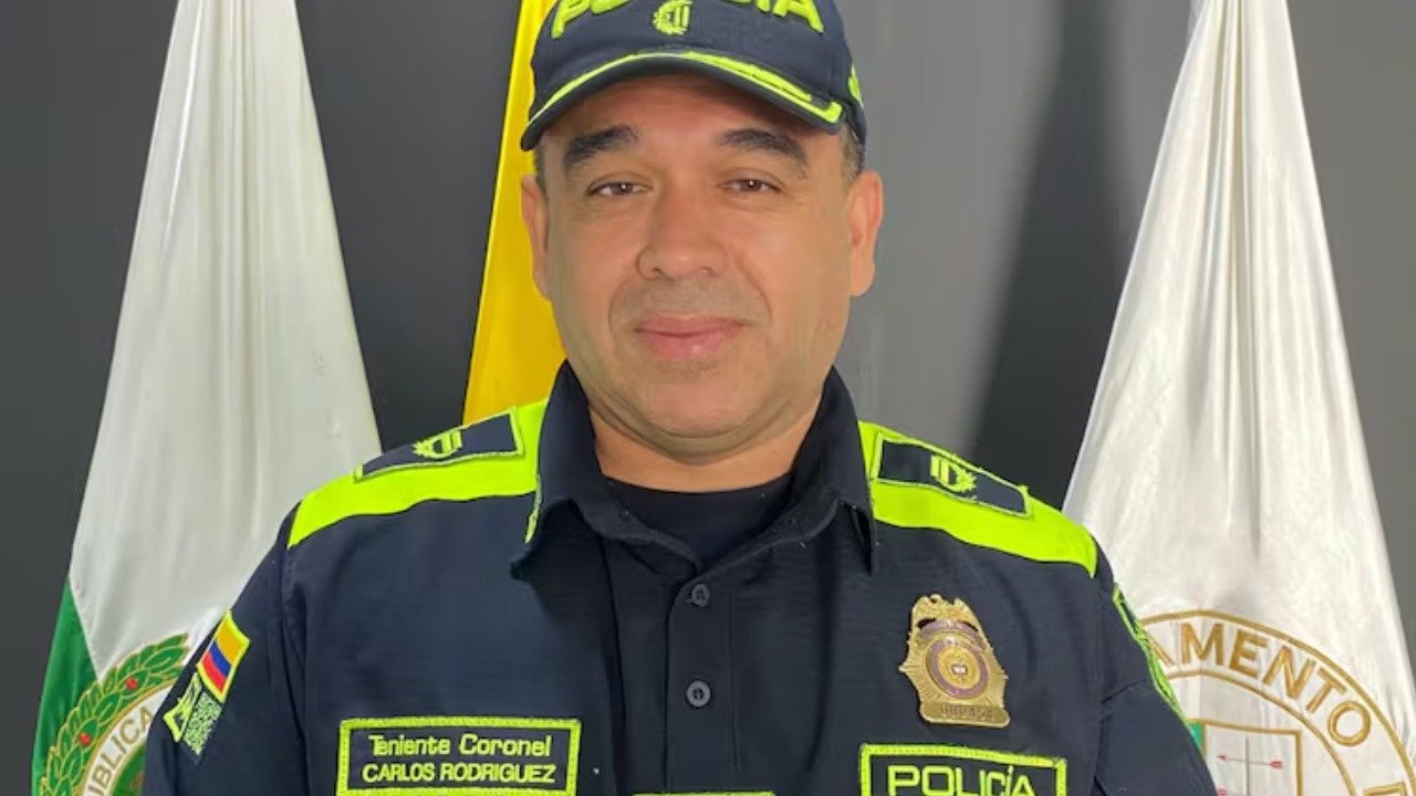 Lee más sobre el artículo Subcomandante de Policía se entrega a la Fiscalía tras orden de captura por presunto abuso sexual