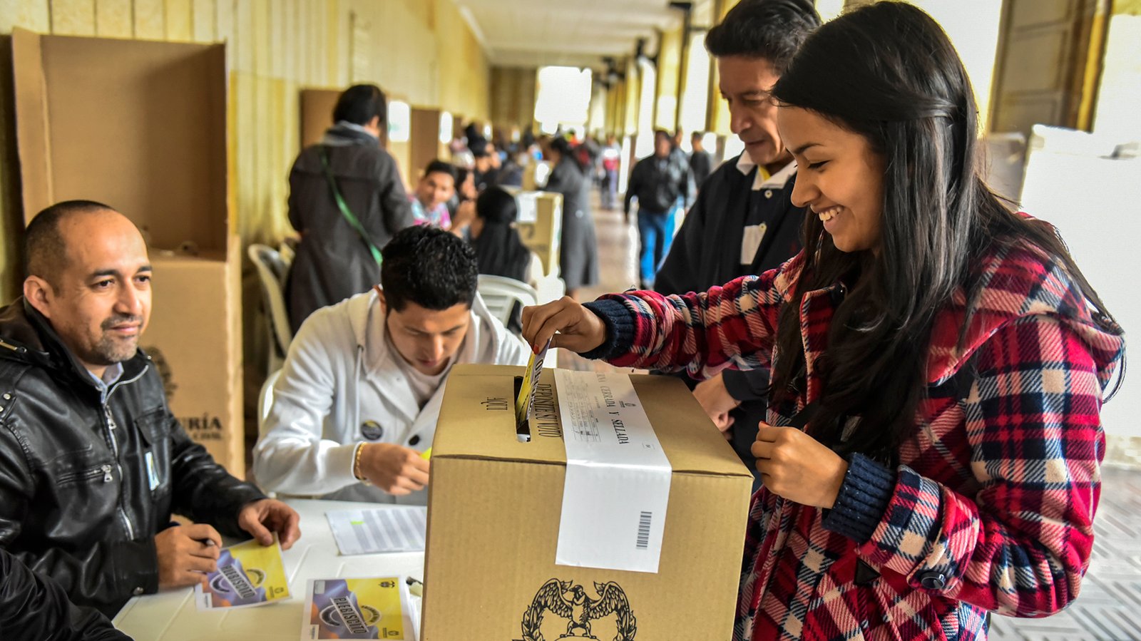 Lee más sobre el artículo Así se vive la jornada electoral de los Consejos de Juventud en el Gran Santander
