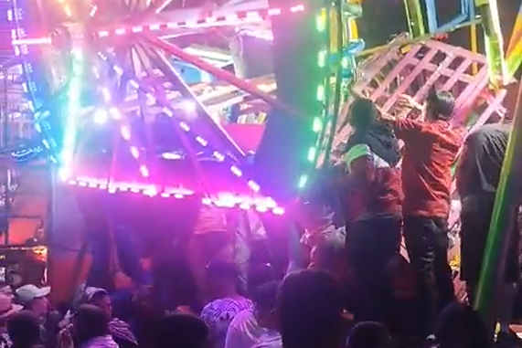 Lee más sobre el artículo Revelan video del rescate tras colapso de atracción mecánica en Barbosa, Santander